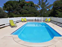 Chambre d'hôtes Costa Belle Hotels in Lunel