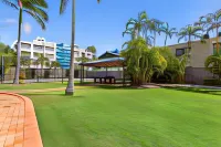 Kalua Holiday Apartments Hotels in Maroochydore