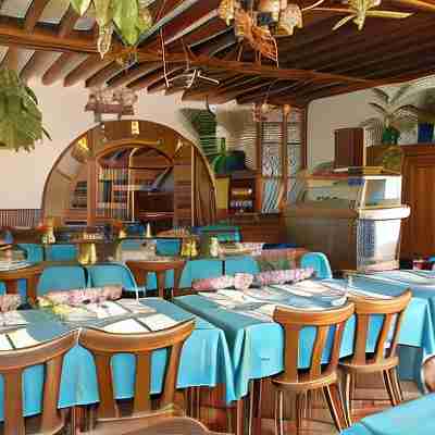 Hôtel de la place Dining/Meeting Rooms