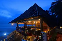 B'Canti Boutique Beach Resort