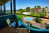 Ilio Mare Hotel & Resort by Ghh - إطلالة على البحر