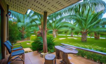 Palm Pran Resort