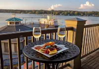 Chautauqua Harbor Hotel - Jamestown Hotels in Celoron