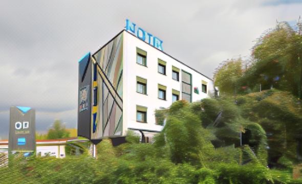 4. 에어 호텔 바르..