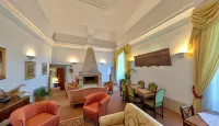 Monastero le Grazie Hotels in Foce