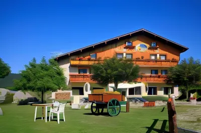 Logis Hotel les Playes Hotels in Corrençon-en-Vercors