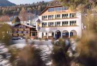 Parkhotel Schachen - Parkplatz