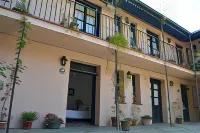 Posada de la Flor Hotels in 