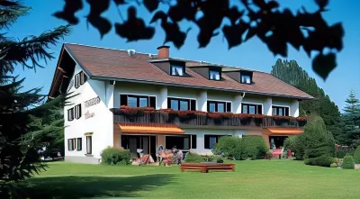 Pension & Fewos Fuchs Hotels in Mauth