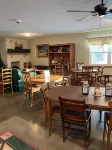 Prairie Rose Inn - bars