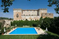 Posada Real Castillo del Buen Amor - Pools