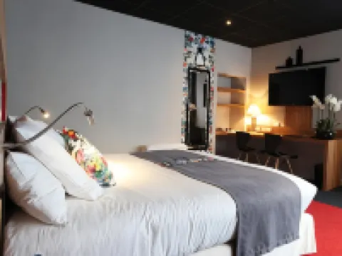 大巴黎貝斯特韋斯特酒店 拉瓦勒酒店