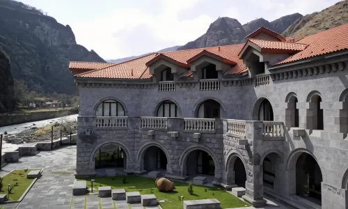Tufenkian Avan Dzoraget Hotel