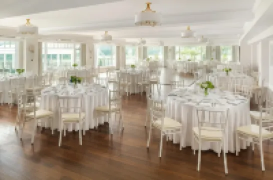 The Oaks Waterfront โรงแรมในอีสตัน