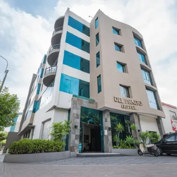 Del Prado Hotel Hoteles cerca de Parque Bustamante