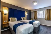 Days Inn by Wyndham Warwick North M40 - 2-Star