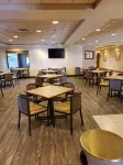 Wingate by Wyndham Coon Rapids - breakfast