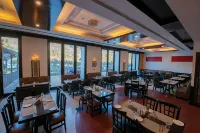 Mastiff Grand Manali Resort - breakfast