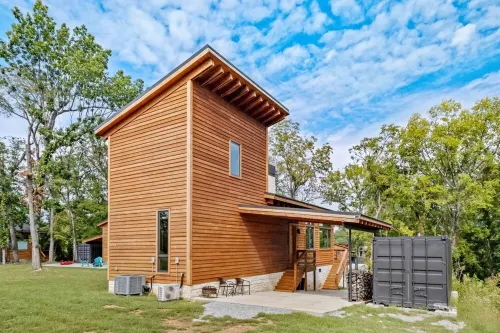 Twin Retreat Cabin #2, Hot Tub, Near Battlefield Golf Course & Shangri La Resort