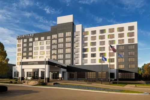Courtyard Edina Bloomington Hotels in Bloomington