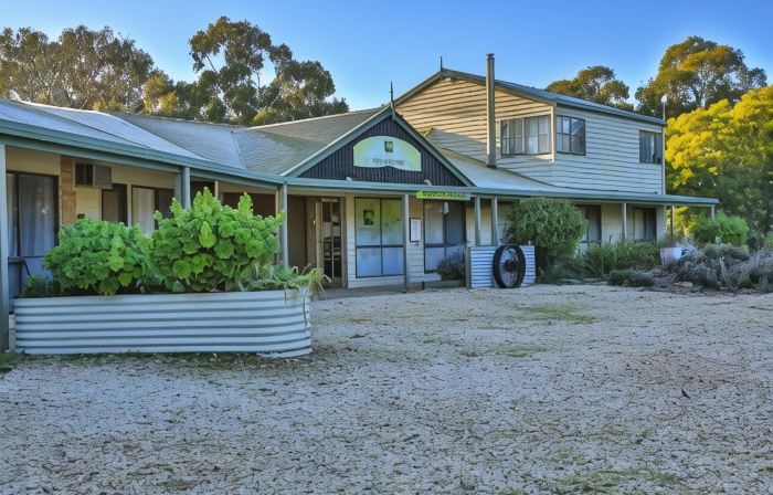Mountain View Motor Inn & Holiday Lodges