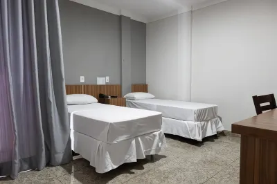 Bombonato Hotel - Fácil Acesso ao Aeroporto e Parque de Exposições Abcz