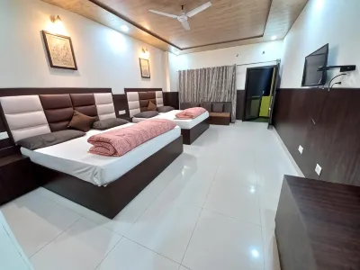 Cottage Club Hotels near Rudradhari Mahadev Temple