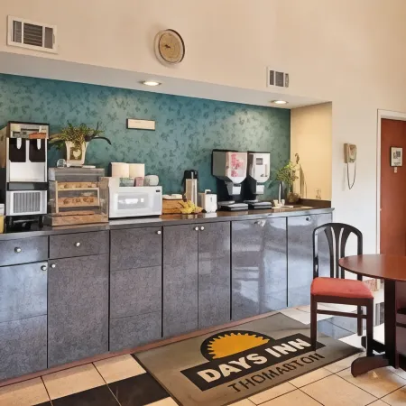 Days Inn by Wyndham Thomaston
