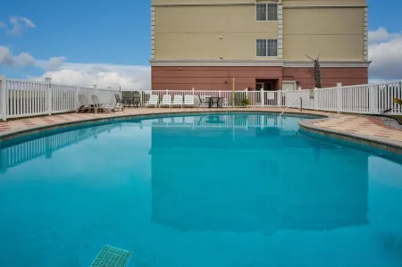 Country Inn & Suites by Radisson, Crestview, FL Отели в г. Крествью