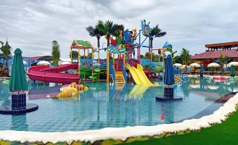 Grand Town Hotel Maros