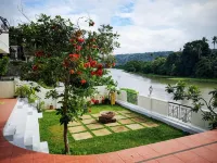 Casa Marina Bed and Breakfast Các khách sạn ở Paete