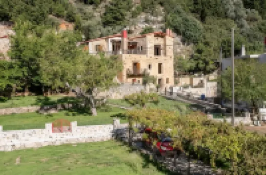 Ifigenia Lux Maisonette in Oldtown and Villas in Theriso Vilage 14 km Outside of Chania