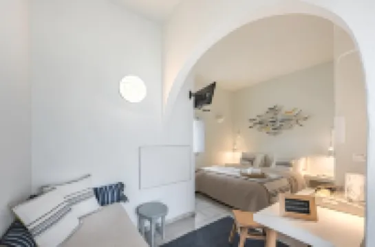 Blue Dolphins Apartments