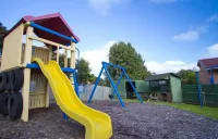 Blue Whale Motor Inn & Apartments