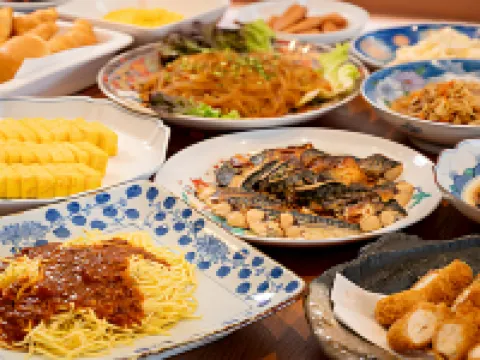 โรงแรมเซ็นทรัล ทาเคโอะ ออนเซ็น โรงแรมในทาเคโอะ