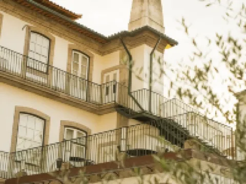 Torel Royal Court Hotels near Guimarães Castle