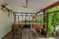 Le Rive Sud Hotels in Lully