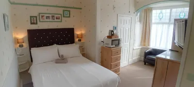 홈 앤드 어웨이 게스트하우스 Bridlington Beach 주변 호텔