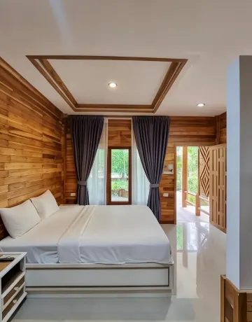 ห้องดีลักซ์ เตียงใหญ่ 1 เตียง