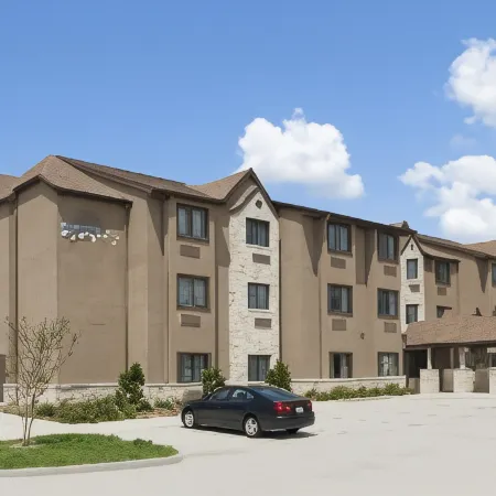 Garner Hotel Gonzales by IHG