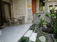 Qiul Guest House Hotel dekat The Yoga Barn
