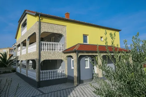 Lucky Luke Pool Apartments Hotels in Novalja