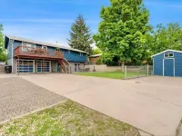 Longmont Getaway with Private Entrance Hotels in Longmont