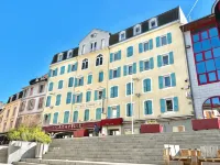 Hôtel de France Contact-Hôtel Hotels near Buvette et Source Cachat