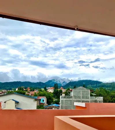 Panorama Guest House Syariah Отели в г. Gundaling I