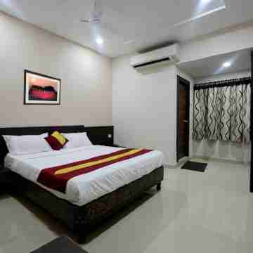 Dwaraka Inn Rooms