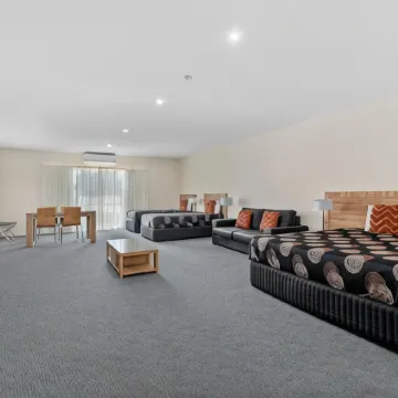 Sherbourne Terrace Hotel