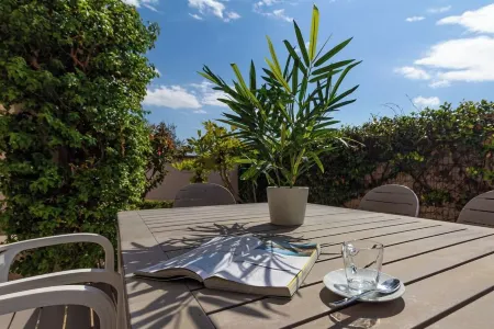 House Of Paintings by TuscanyWeGo