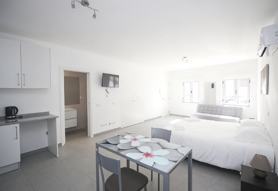 2. 게스트 하우스 ..