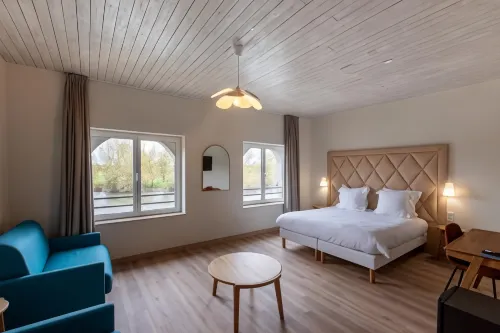 Domaine de la Courbe Hôtel & Spa Hotels in Le Lude